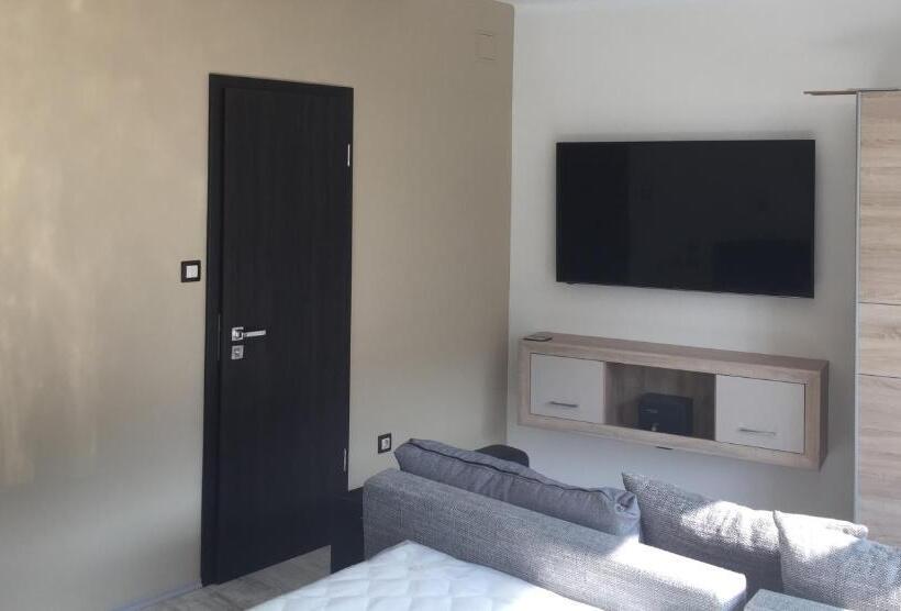 デラックスルーム, Vulkán Wellness Panzió