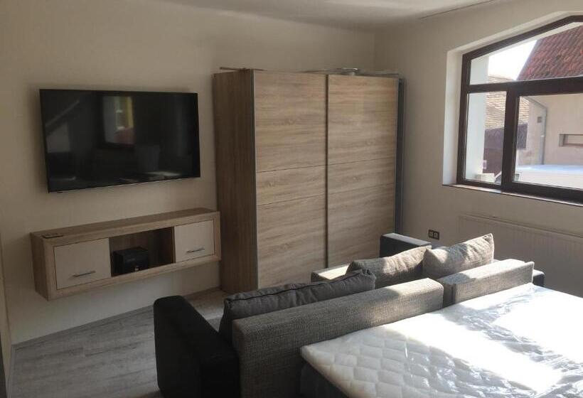 デラックスルーム, Vulkán Wellness Panzió