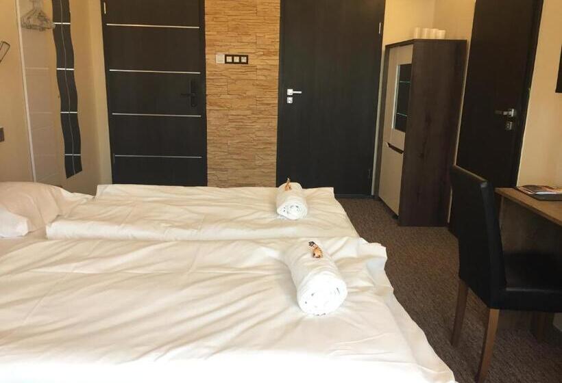 デラックスルーム, Vulkán Wellness Panzió