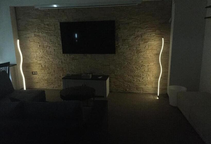 バルコニー付スイート, Vulkán Wellness Panzió