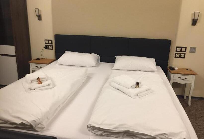 デラックスルーム, Vulkán Wellness Panzió