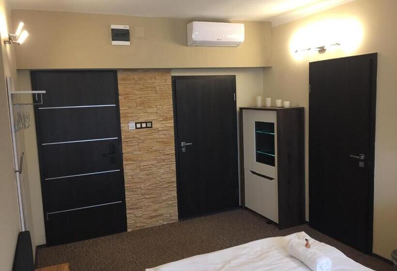 デラックスルーム, Vulkán Wellness Panzió