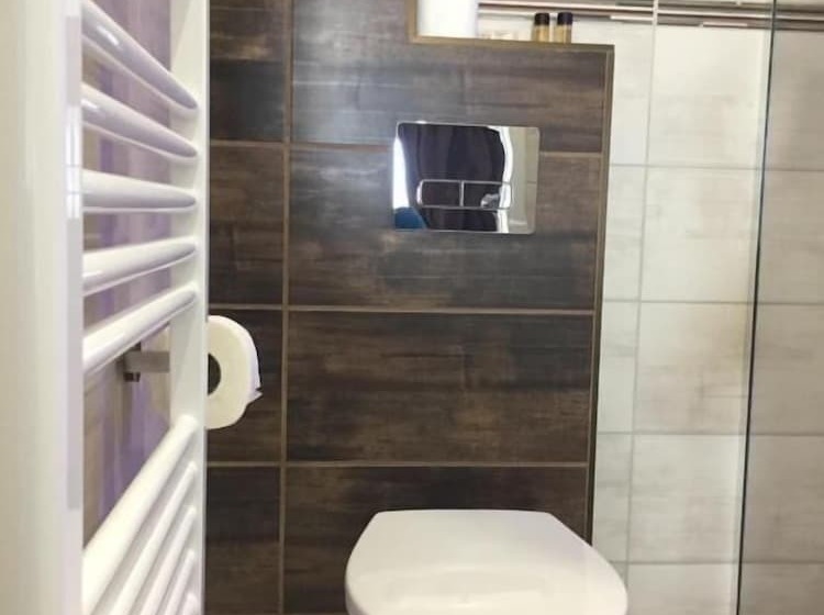 Номер Deluxe, Vulkán Wellness Panzió