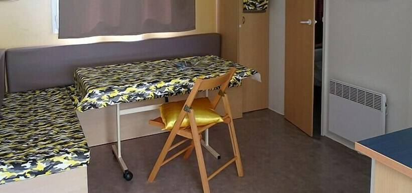 בית, 2 חדרי שינה, Camping Parc Du Charouzech