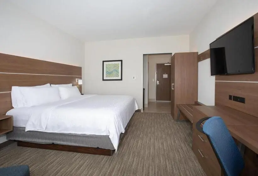 キングサイズベッドのスタンダードルーム, Holiday Inn Express & Suites   Goodland I 70, An Ihg