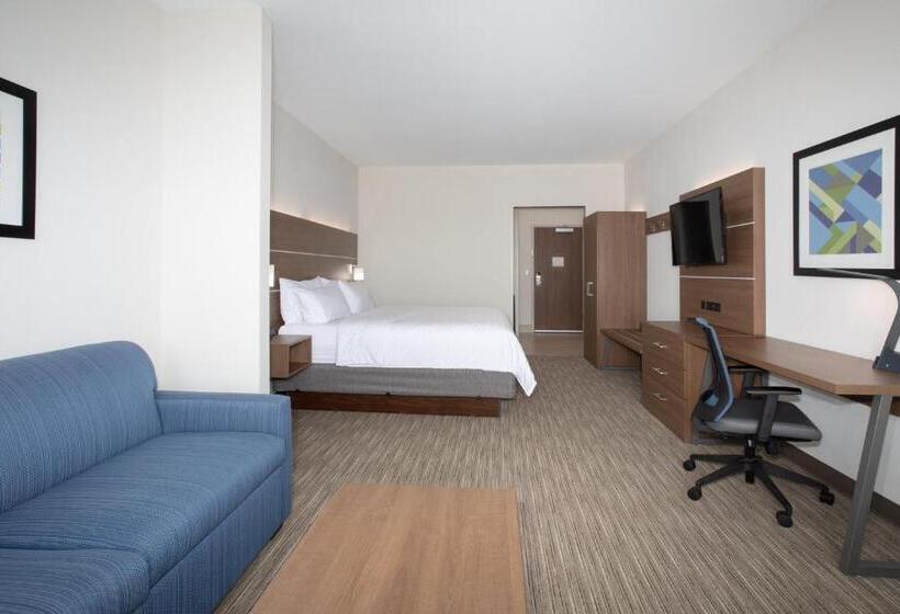 带大床的套房, Holiday Inn Express & Suites   Goodland I 70, An Ihg