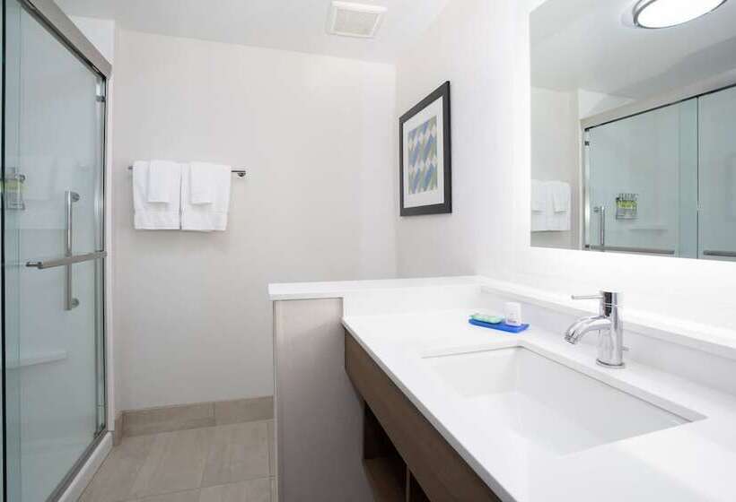 Люкс Адаптированный для Инвалидов, Holiday Inn Express & Suites Goodland I 70, An Ihg