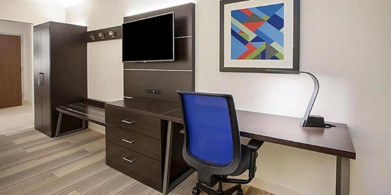 带大床的标准间, Holiday Inn Express & Suites   Goodland I 70, An Ihg