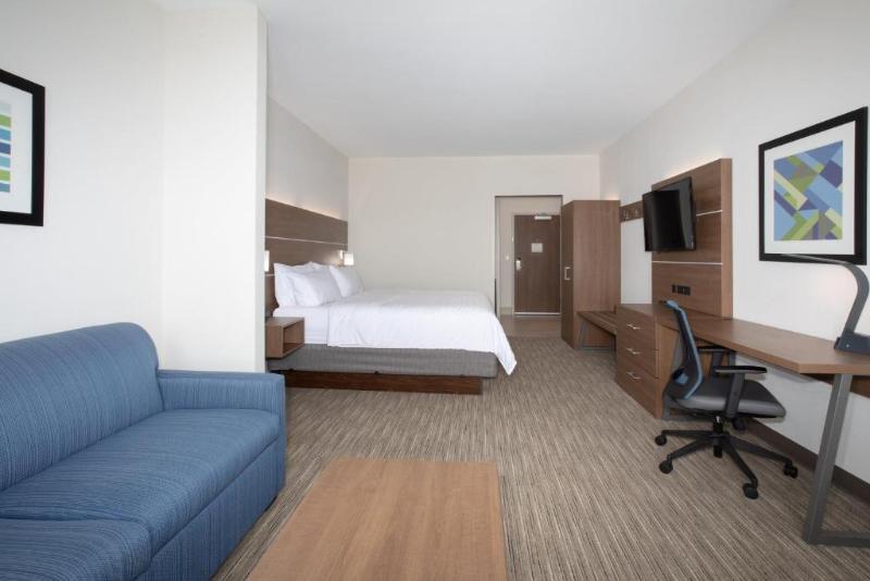 适合残疾人士使用的套间, Holiday Inn Express & Suites   Goodland I 70, An Ihg