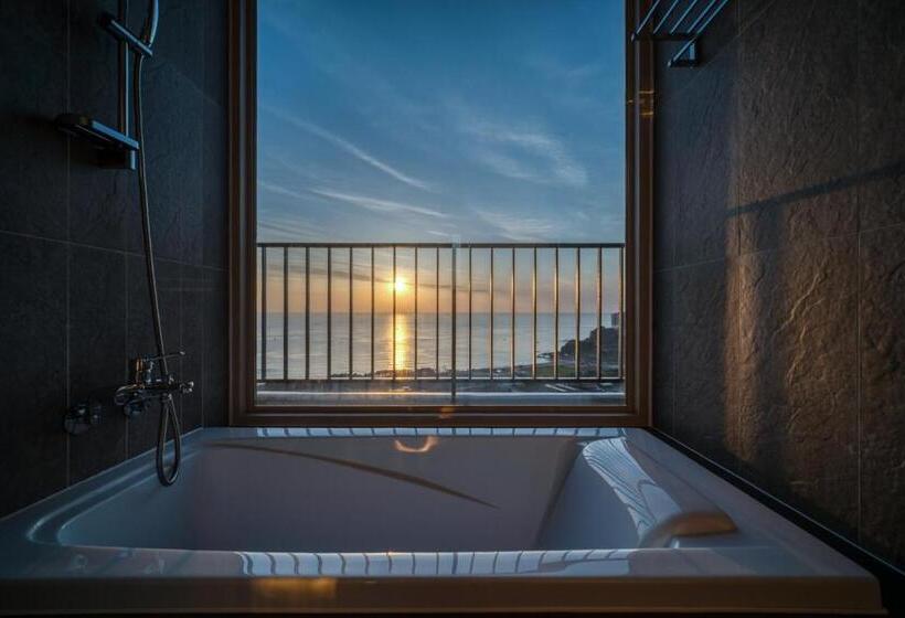 Люкс, The Blue Terra