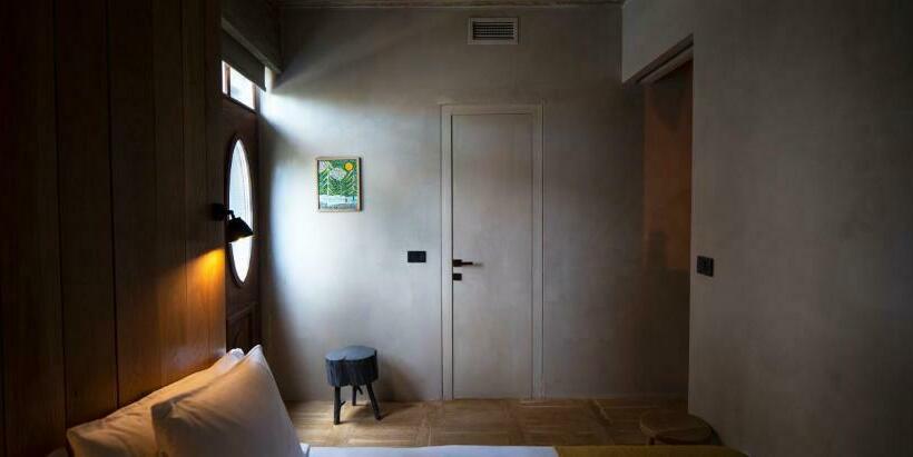 חדר בסיסי לשלושה, In Gallery Hotel & Spa