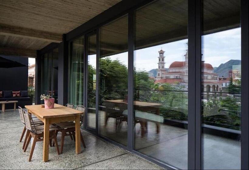 סוויטה נשיאותית, In Gallery Hotel & Spa