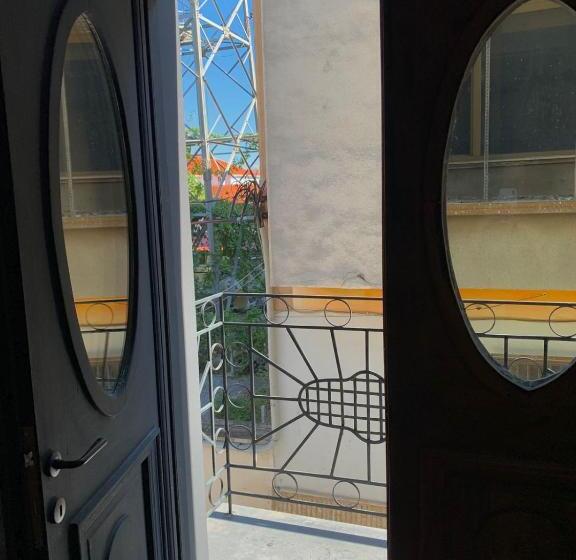 חדר בסיסי לשלושה, In Gallery Hotel & Spa