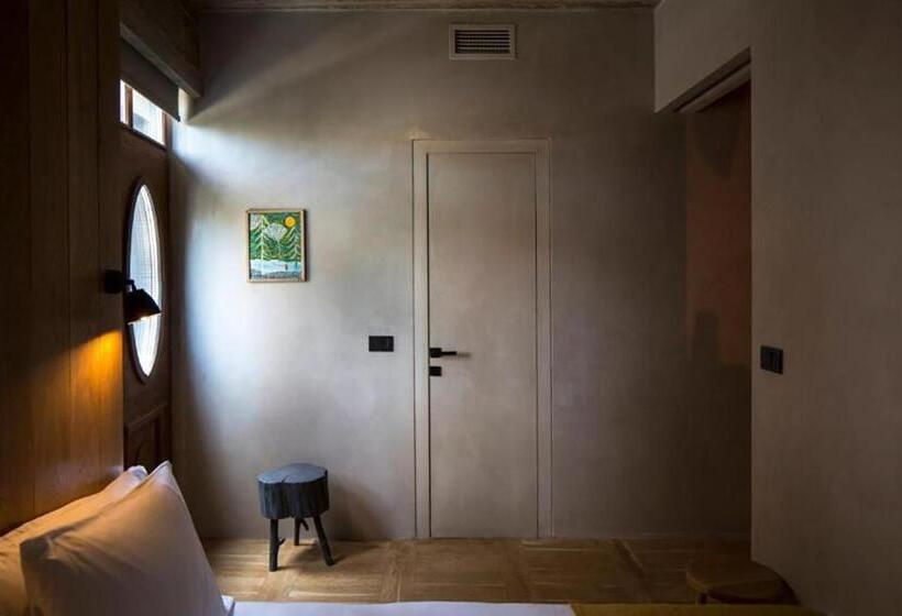 חדר בסיסי לשלושה, In Gallery Hotel & Spa