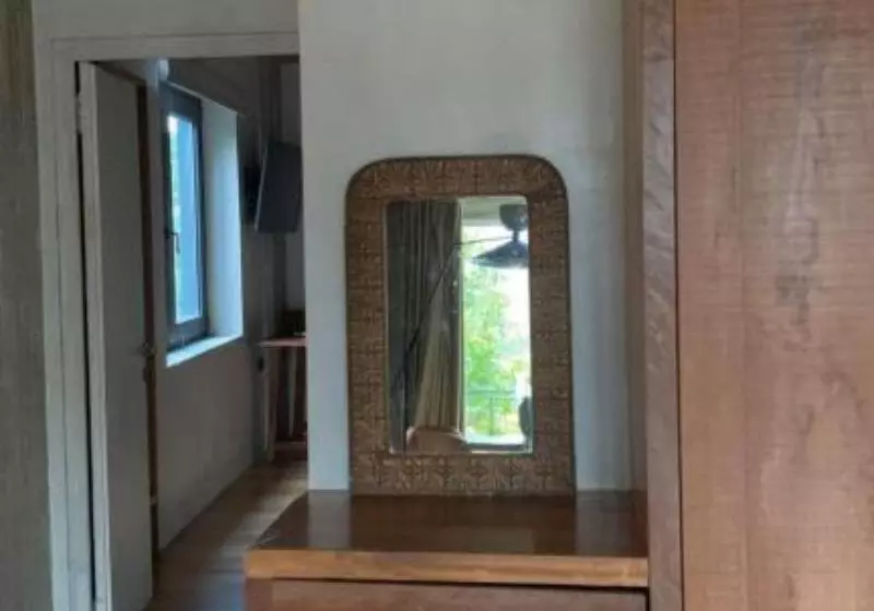 سوئیت پرزیدنت, In Gallery Hotel & Spa