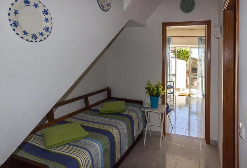 إستوديو قياسى مطل على البحر, Alojamento Mareta