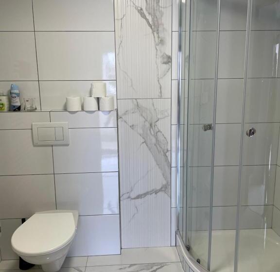 Номер Стандарт, četnická Stanice Hluboká