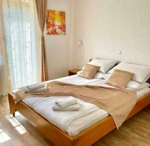 バルコニー付きスタンダードルーム, Guest House Plitvice Waterfall