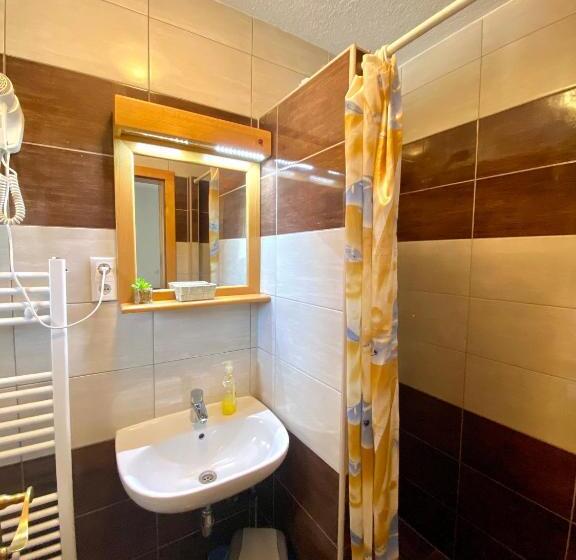 غرفة قياسية, Guest House Plitvice Waterfall