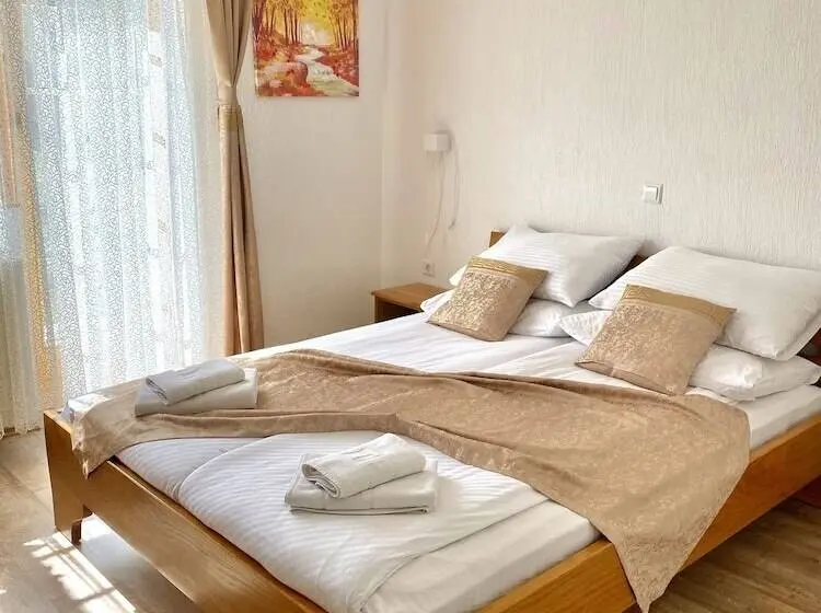 バルコニー付きスタンダードルーム, Guest House Plitvice Waterfall
