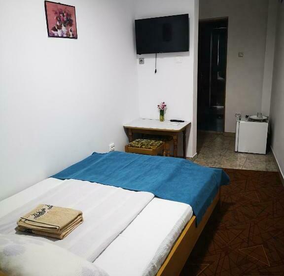 Номер Стандарт, Pensiunea Mikelis International