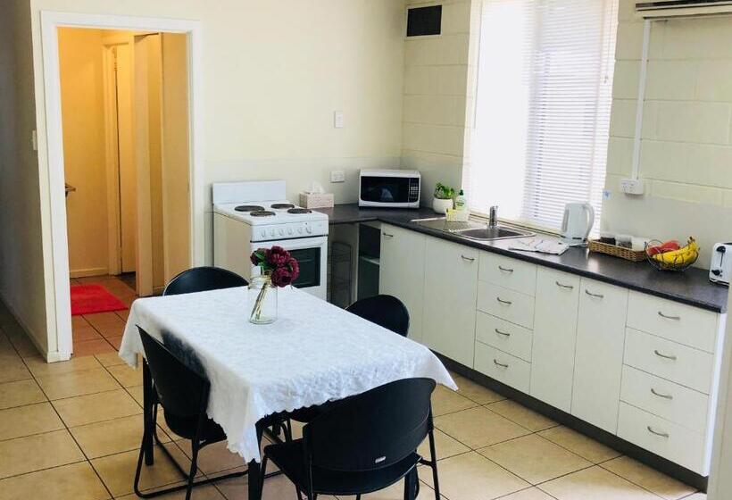 آپارتمان 3 خوابه, Accommodation @ Isa