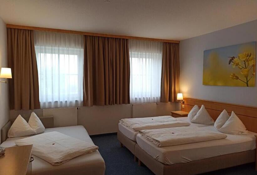 スタンダードトリプルルーム, Familienhotel Nahe Der Therme Erding