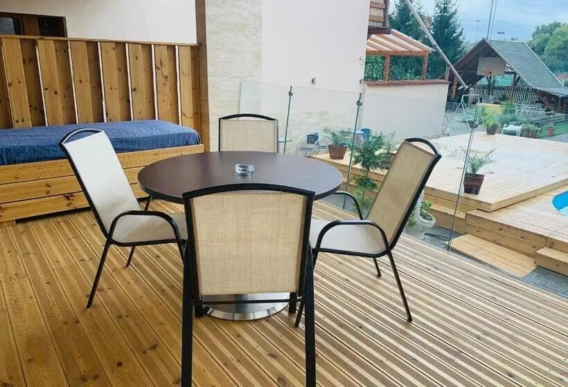 バルコニー付きスタンダードステューディオ, Egria Apartments