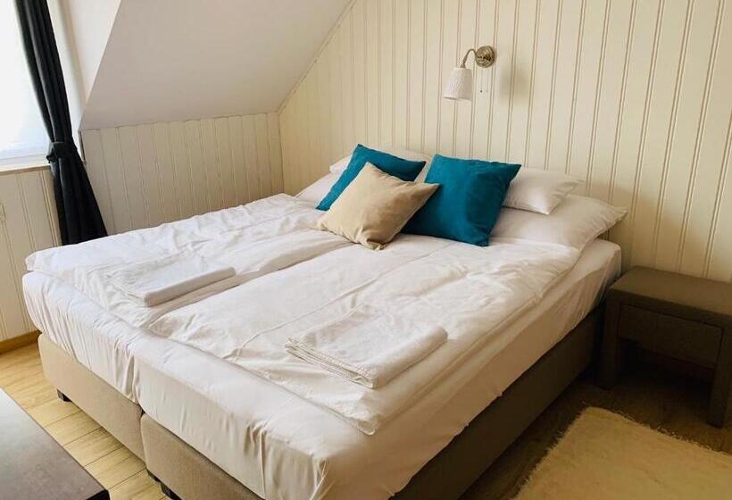 اتاق اکونومی, Egria Apartments