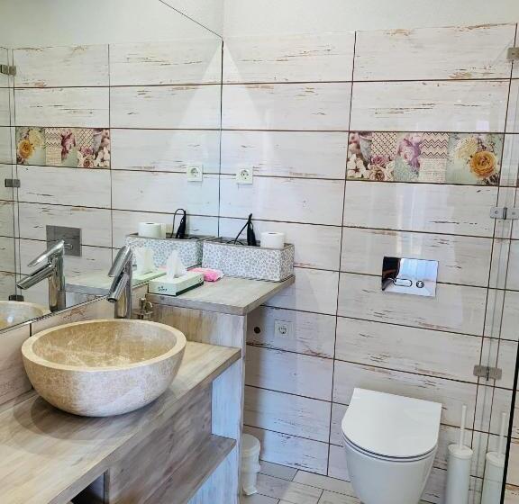 استودیو استاندارد با بالکن, Egria Apartments