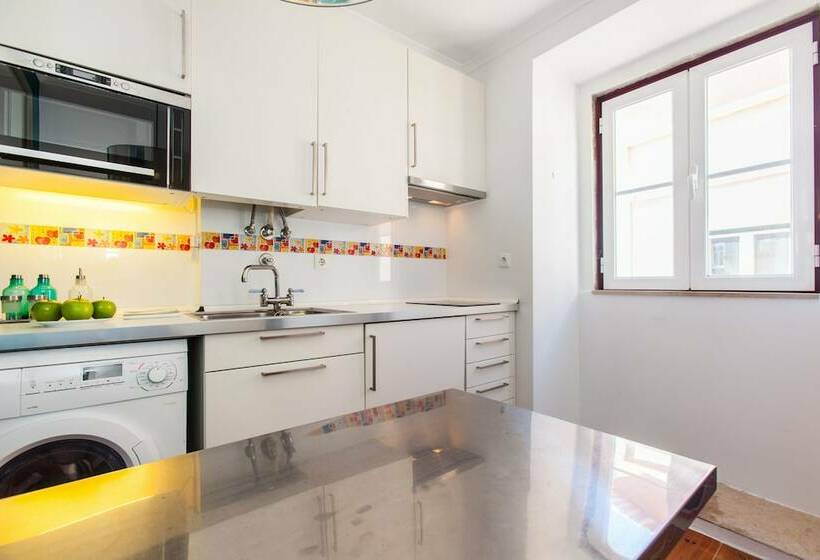 带城市景观带一个卧室的公寓, Spirit Of Two By Lisbon Unique Apart