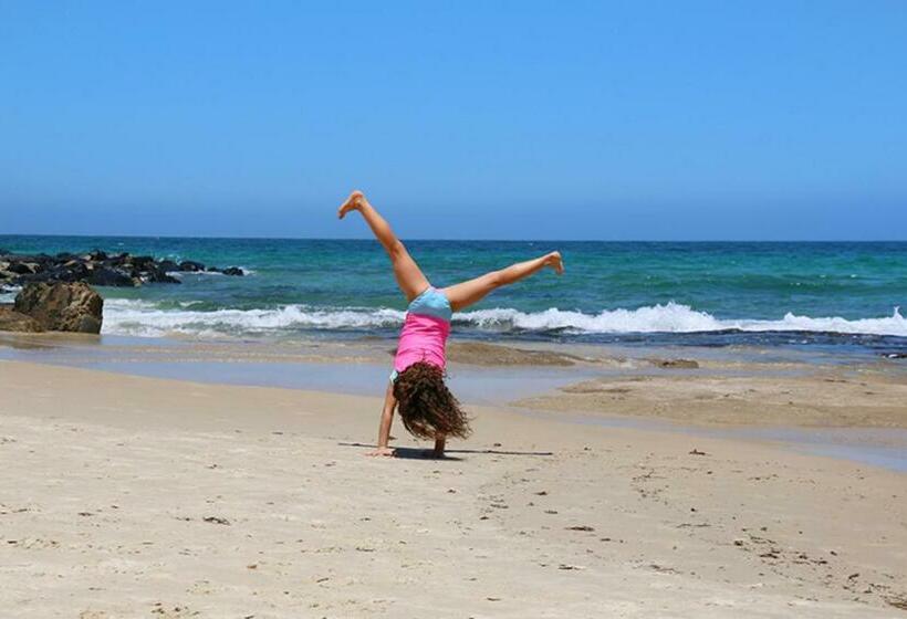 آپارتمان 2 خوابه, Kings Way Apartments