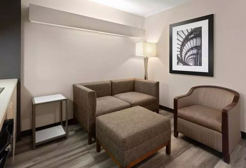 スイート, Americas Best Value Inn & Suites Racine