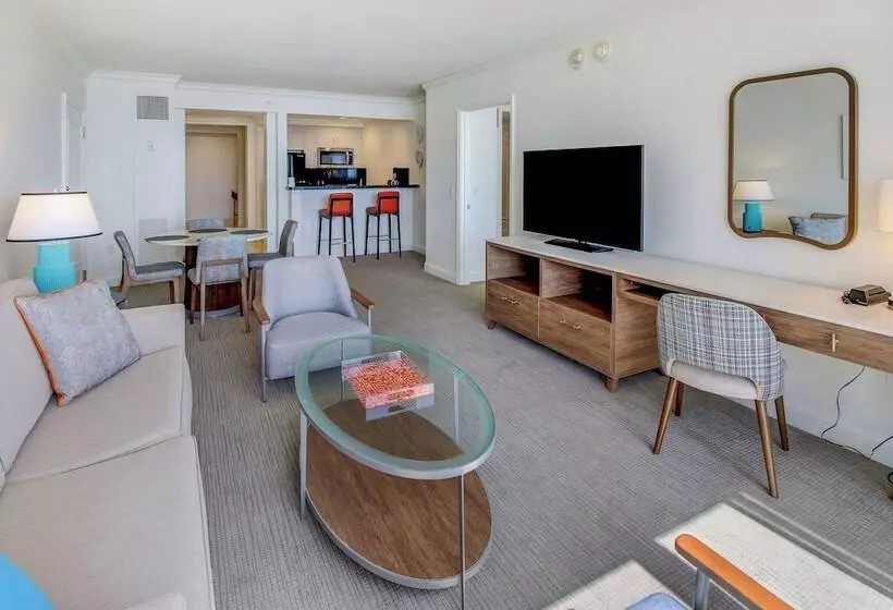 Suite Queen Bed, The Atlantic Hotel & Spa