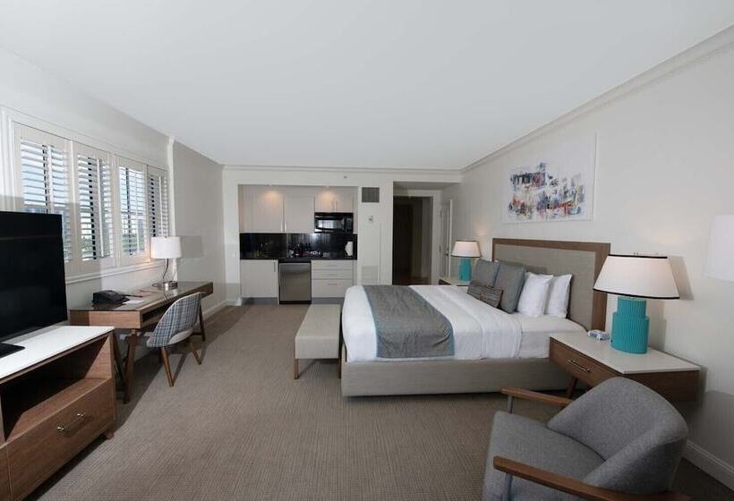 스탠다드 스튜디오 더블 침대, The Atlantic Hotel & Spa