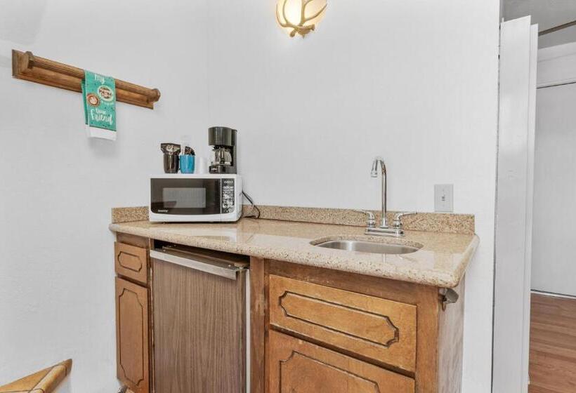 带大床的标准间, Big Bear Lake Front Lodge