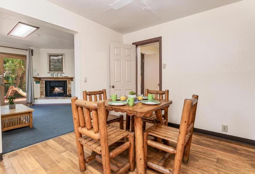 家庭套房, Big Bear Lake Front Lodge