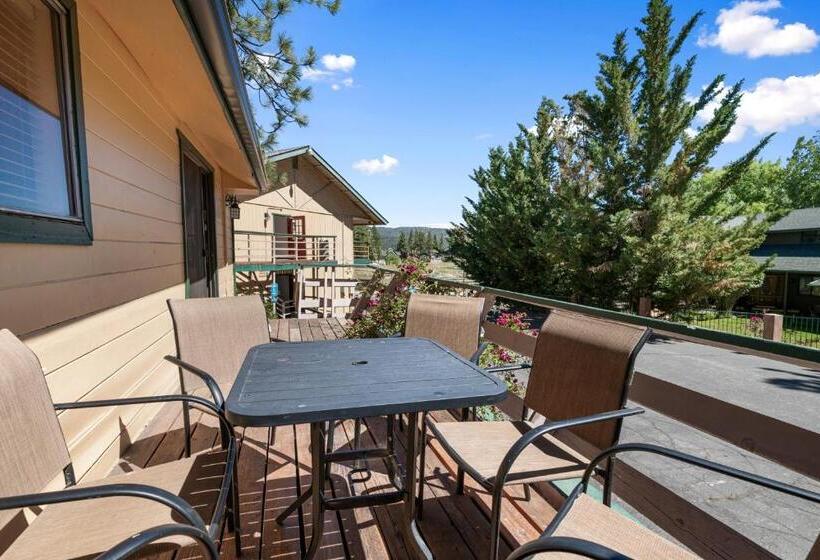 1 Bedroom Apartment Lake View, Big Bear Lake Front Lodge