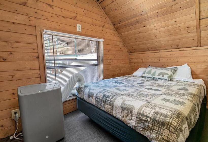 1 Bedroom Apartment Lake View, Big Bear Lake Front Lodge