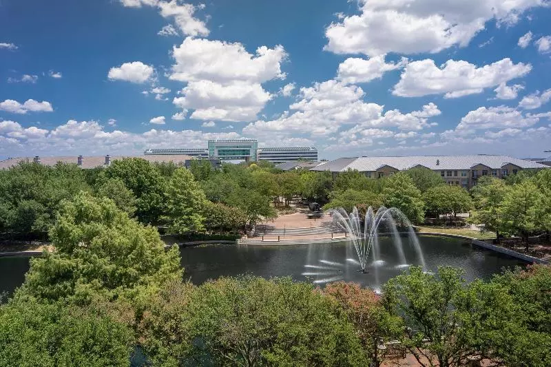 キングサイズベッドのスタンダードルーム, Dallas/plano Marriott At Legacy Town Center