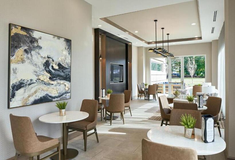 غرفة كلوب, Franklin Marriott Cool Springs