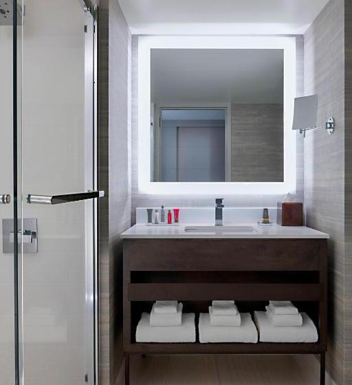 חדר סטנדרט עם מיטת קינג, Indianapolis Marriott Downtown