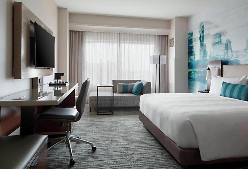חדר סטנדרט עם מיטת קינג, Indianapolis Marriott Downtown