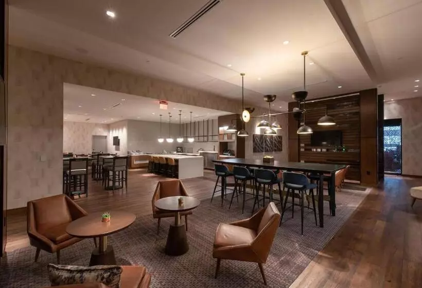 اتاق اجرایی, Indianapolis Marriott Downtown