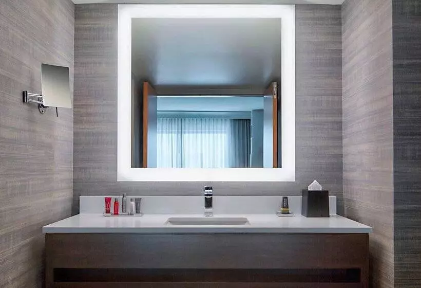 اتاق استاندارد با 2 تخت دوبل, Indianapolis Marriott Downtown