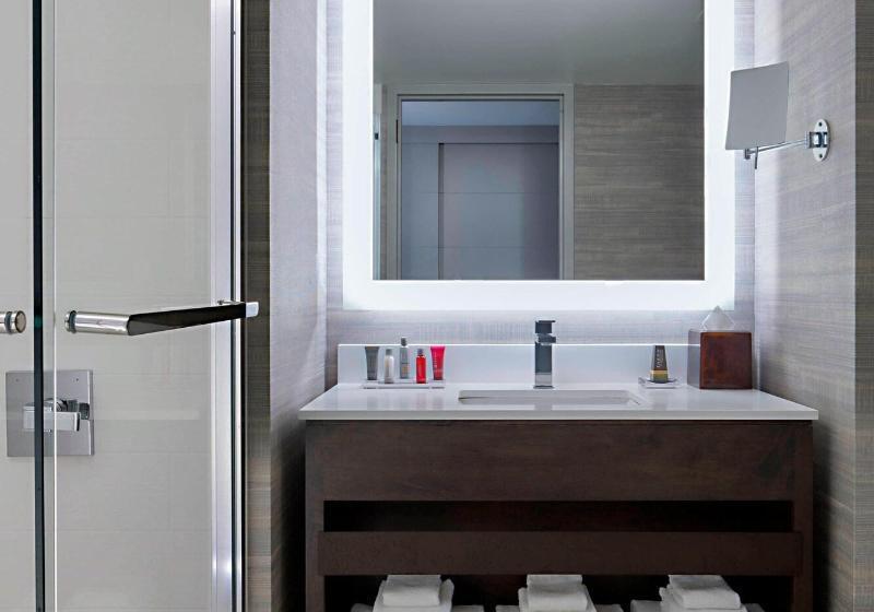 חדר סטנדרט עם מיטת קינג, Indianapolis Marriott Downtown