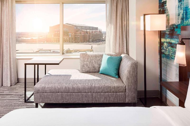 חדר סטנדרט עם מיטת קינג, Indianapolis Marriott Downtown