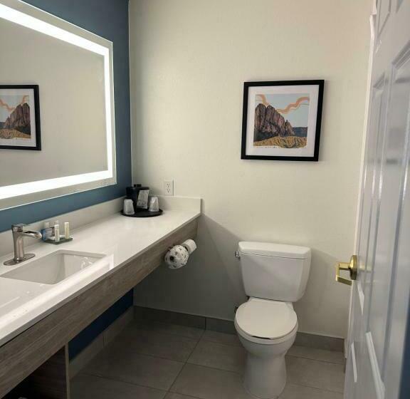 جناح سرير كينج, La Quinta By Wyndham Albuquerque Midtown Newly Renovated