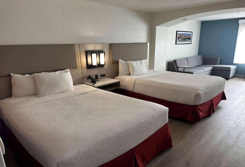 Люкс, La Quinta By Wyndham Albuquerque Midtown Newly Renovated