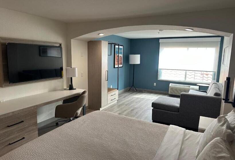 Номер Стандарт Адаптированный для Инвалидов, La Quinta By Wyndham Albuquerque Midtown Newly Renovated